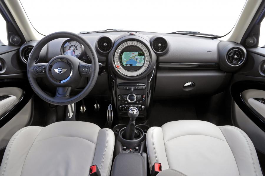  Mini Paceman Cooper S 2012 года  (фото 45 из 444)
